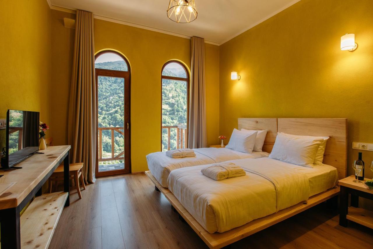 Hotel Chateau Iveri Varjanisi Exterior photo