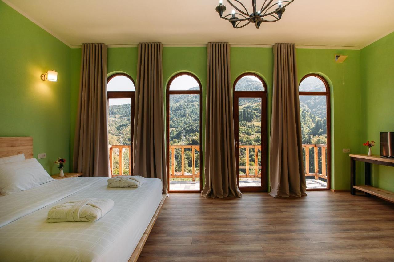 Hotel Chateau Iveri Varjanisi Exterior photo